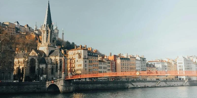 Comment réussir votre BTS CPDE en alternance à Lyon ?